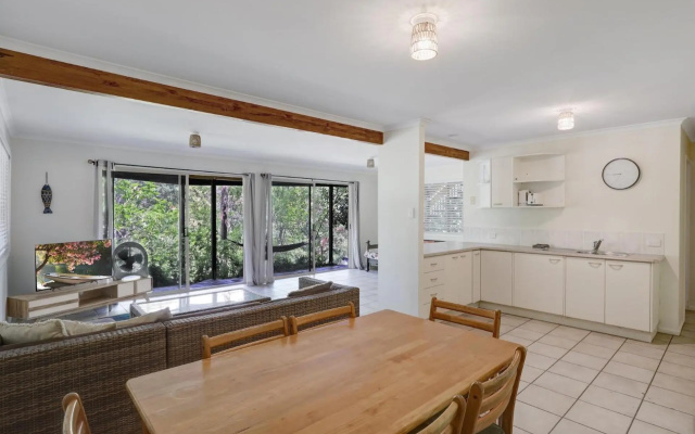 Amaroo House – Guest Rooms – Point Lookout