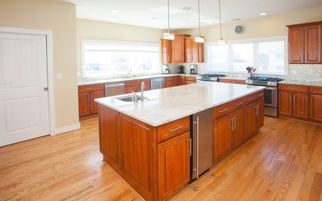 Atlantic Villa Fran-to-Sea - 9 Br Home