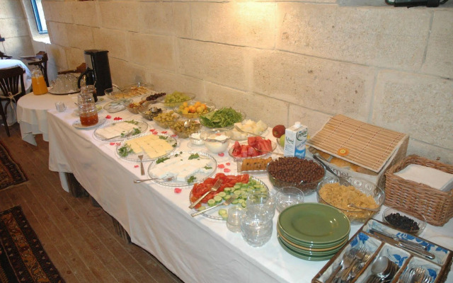 Elkep Evi Cave Hotel