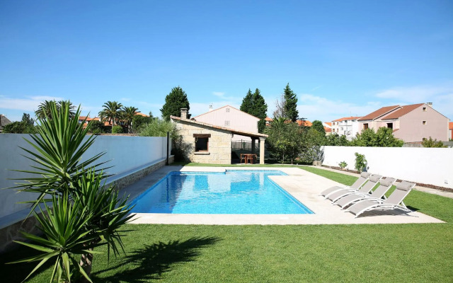 Casa rural con piscina Viña de Millan