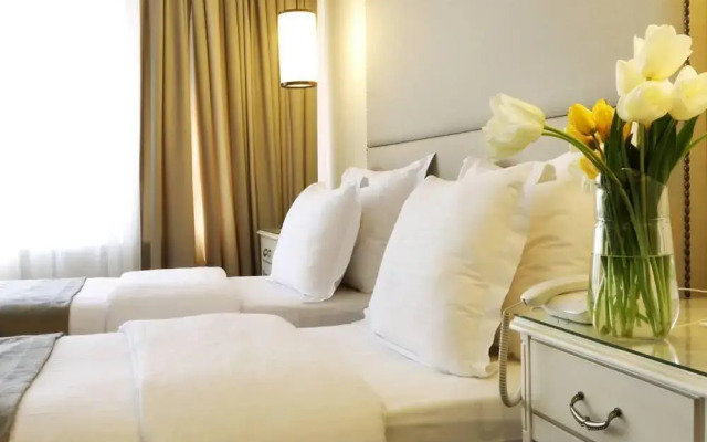 Taximtown Hotel
