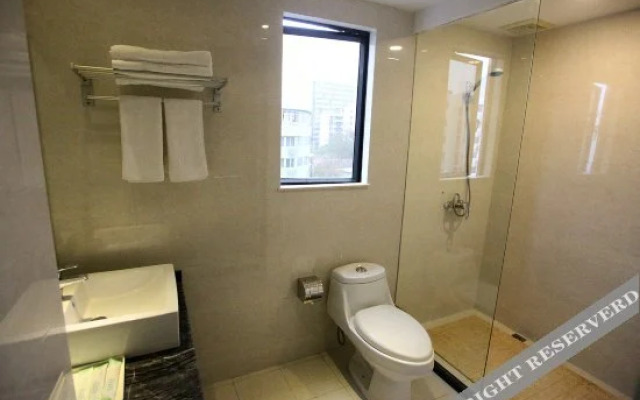 Nanchang Xingmeiyue Hotel (Nanchang Tengwangge Dunzitang Subway Station)