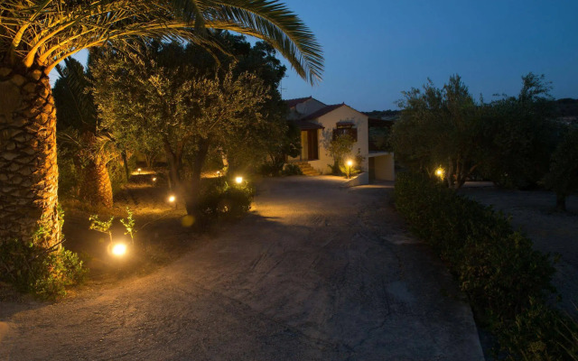 Villas Lefkothea