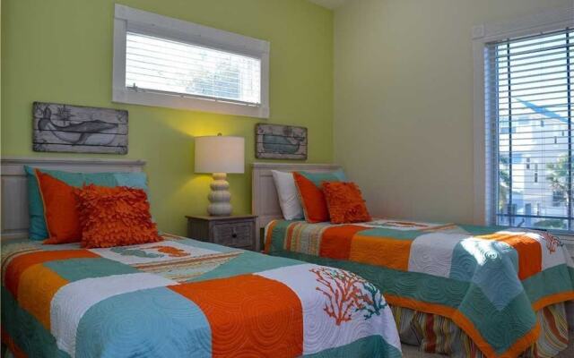 Lakeside Beach House by RedAwning