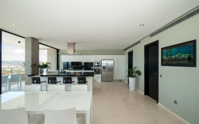 Villa Hilltop