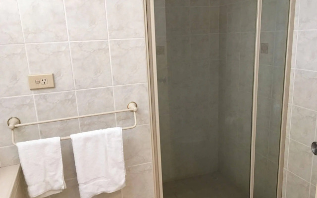 Lakeview Hotel Motel