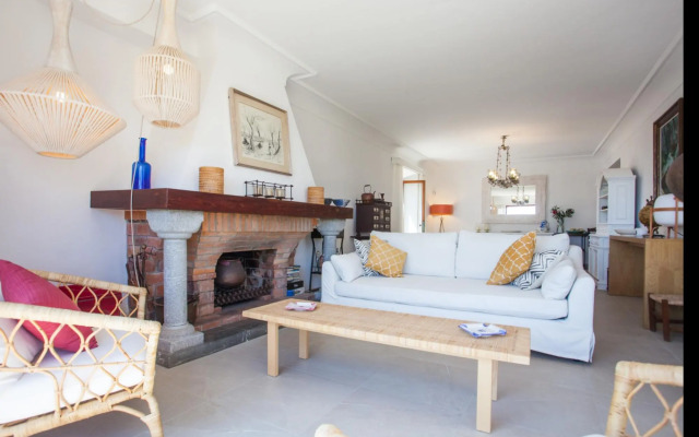 Villa Cabrera With Private Pool 12 Pax