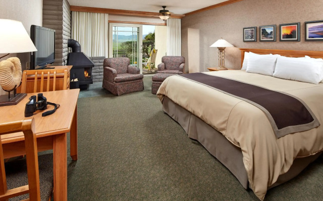Cavalier Oceanfront Resort