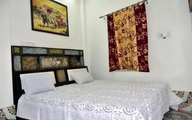 S. K. Guest House (A Complete Home Stay)