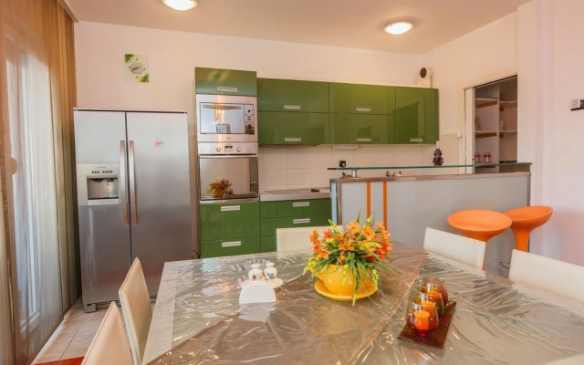 Apartments Zenta