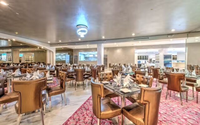 The Grand Tuscany Hotel