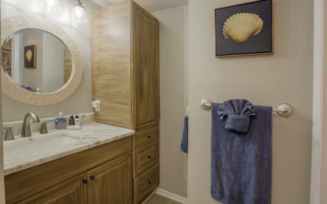 IRB Poolside Unit A Star5vacations