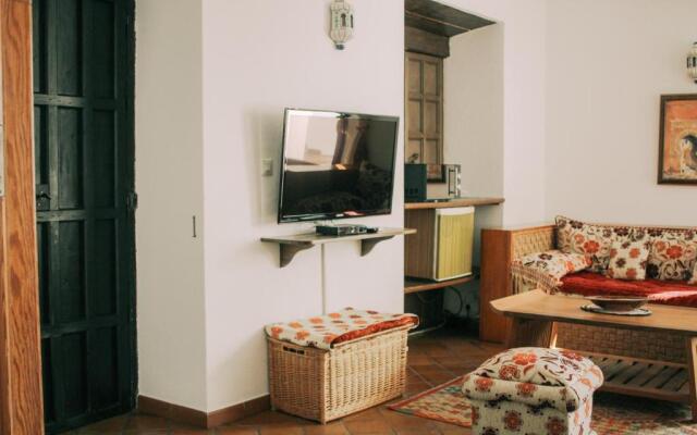 La Duquesa Guest House