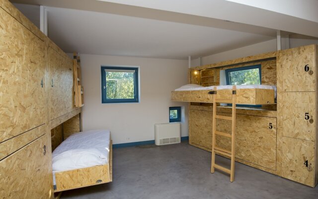 Des Arts- Guesthouse - Hostel