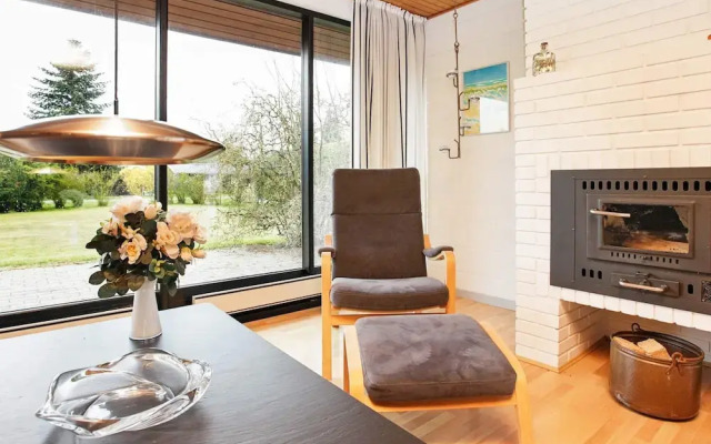 4 Person Holiday Home in Vaeggerlose