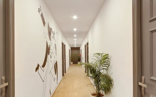 Oyo Townhouse 230 Old Gurgaon Sector 14