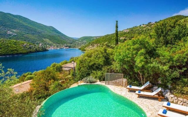 Villa Elpida
