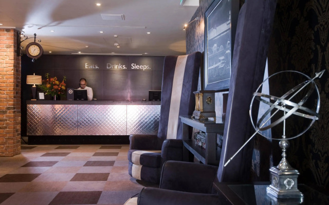 Malmaison Reading