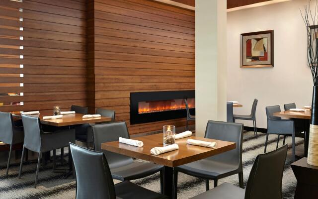 Four Points by Sheraton Edmonton International Airport