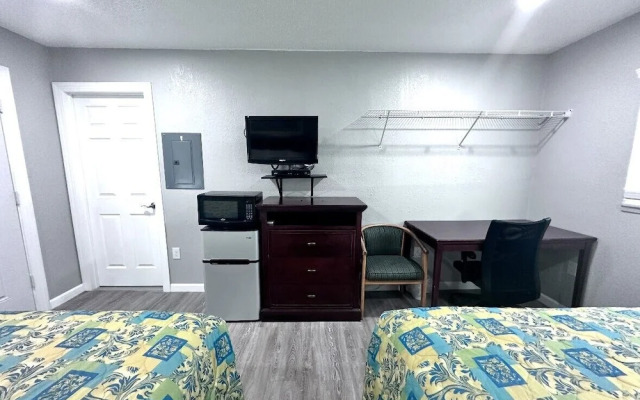 Lemon Bay Motel