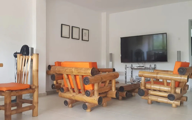 La Mercedes Lite Hostal By MH