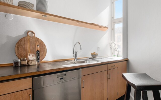 Sanders Stage - Endearing 3-bdr. Apt. Near Nyhavn