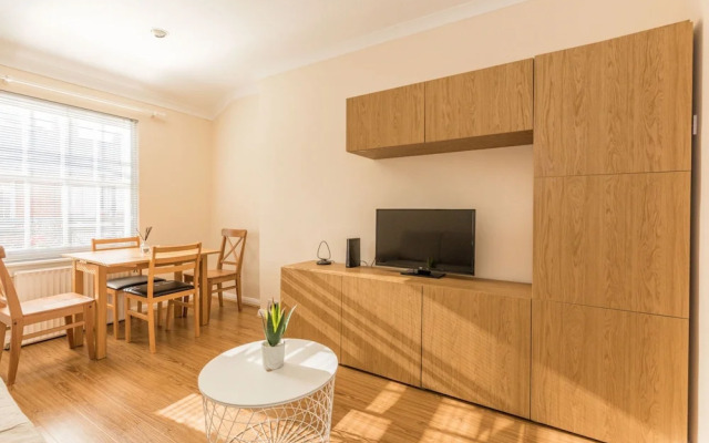 The Martlett Court Residence II