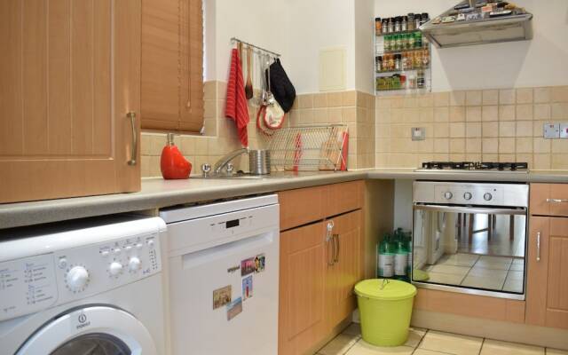 Bright 1 Bedroom Apartment in Finsbury Park