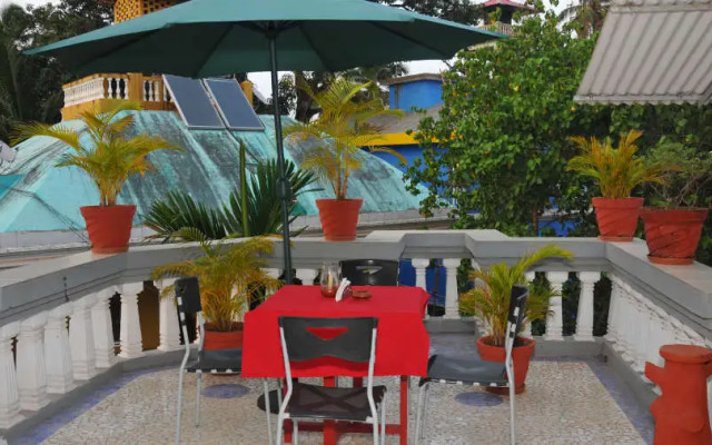 OYO 17050 Shalom Resort