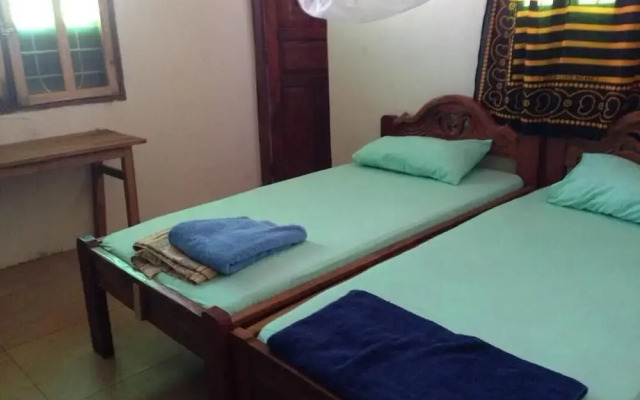 Makunduchi White House Apartment