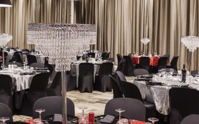 Mercure Gladstone