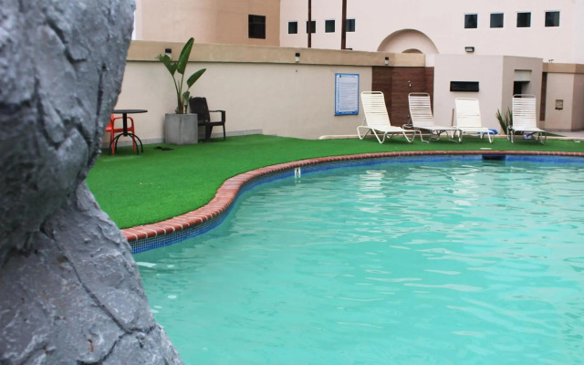 Hotel Corona Plaza