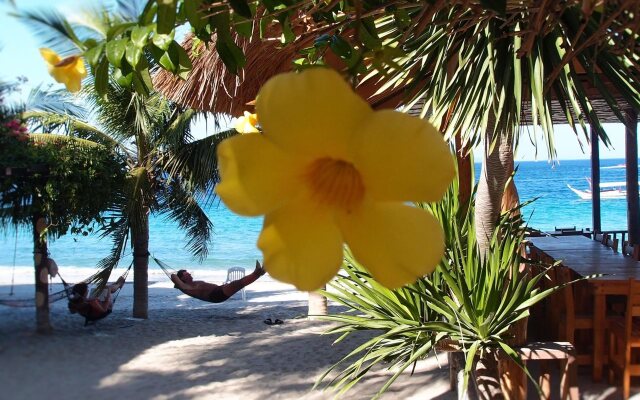 Bamboo House Beach Lodge & Restaurant