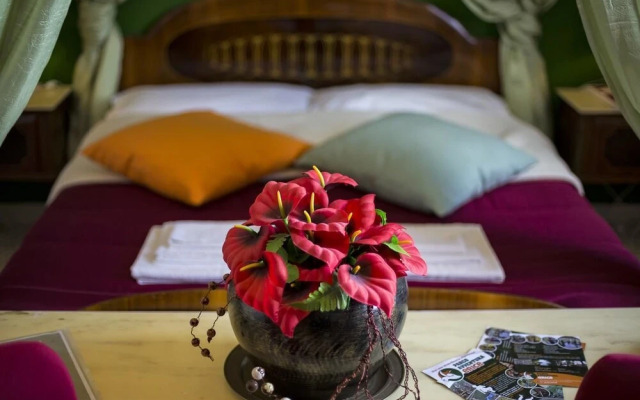 The Villa of Artists