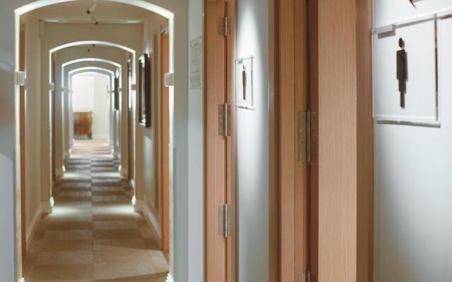 Hotel Pirineo Figueres by Pierre and Vacances