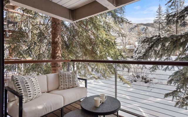 Chateau Eau Claire Unit 13