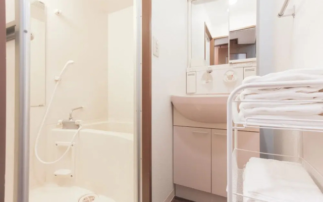 Grand Court Namba 205