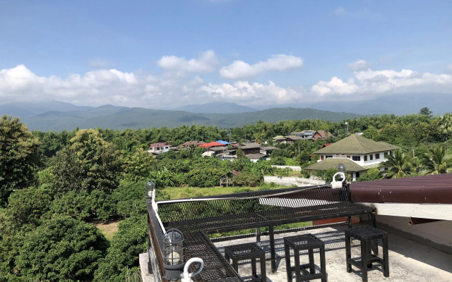 Sandee Place Mountain View Chomthong