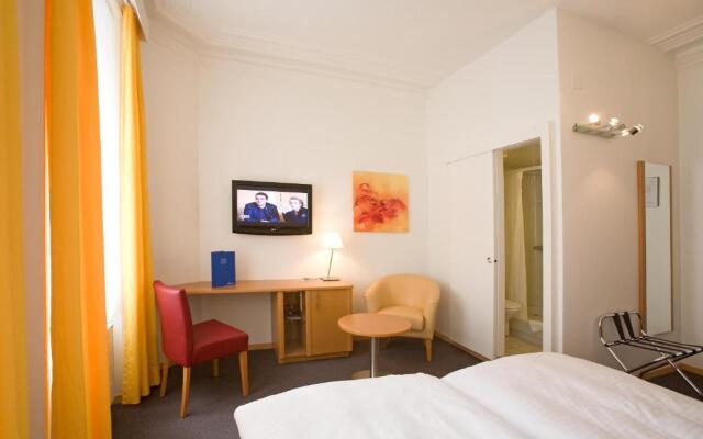 Central City Hotel Rochat