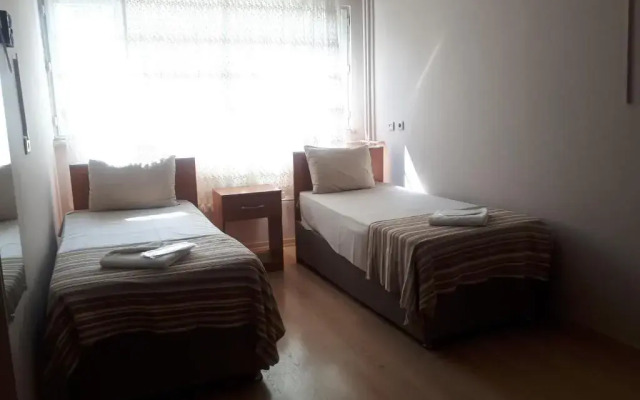 Ulubat Castle Hotel