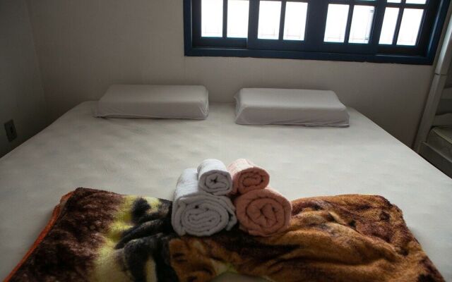 Hostel House Santinho