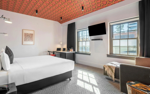 Peppers Gallery Hotel Canberra