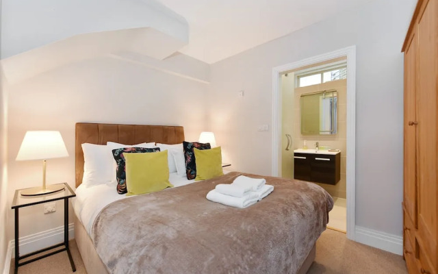 Stanhope Mews Exclusive - 1smw