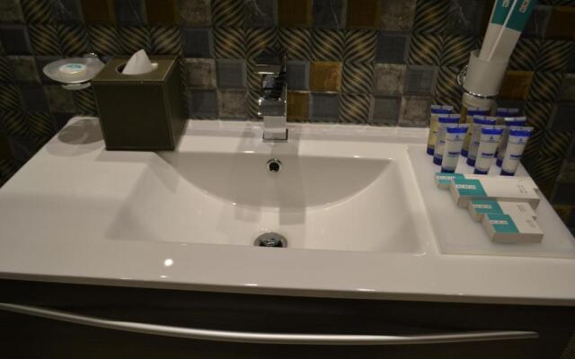 Solis Villa Resort