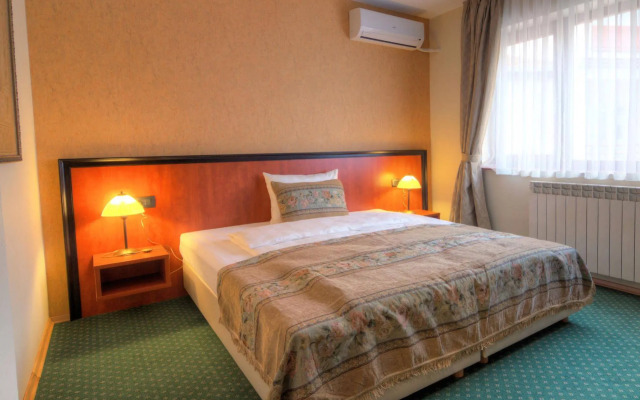 Hotel Monako Skopje Macedonia