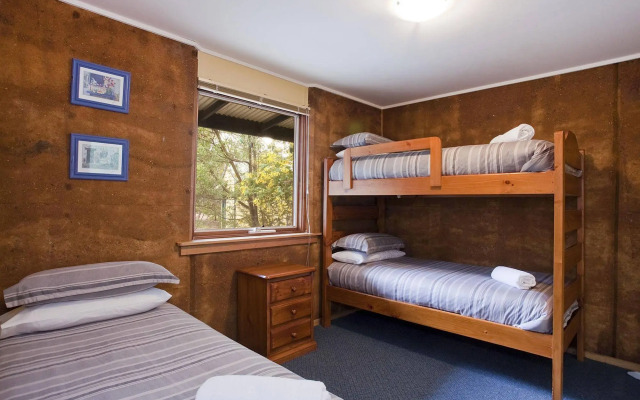 Split Point Cottages