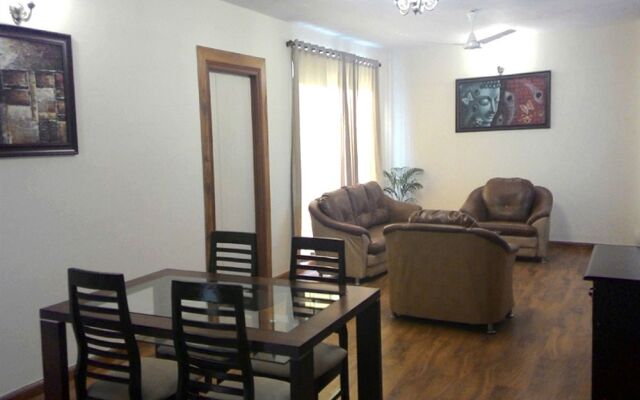 Urban Suites Palm Beach Road