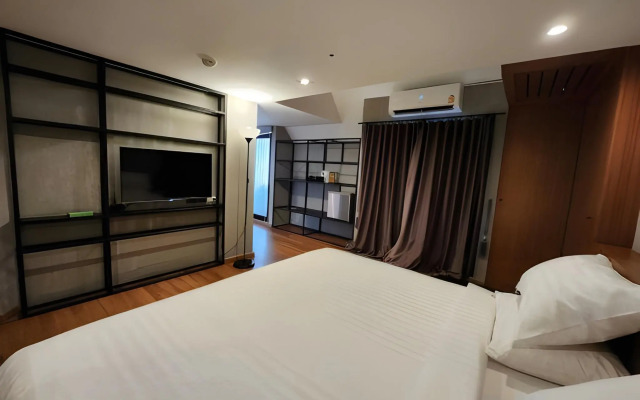 White Palace Bangkok