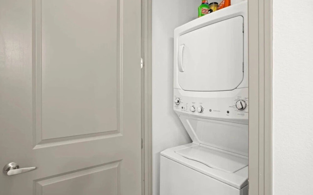 Modern Town Lake Penthouse by Cozysuites