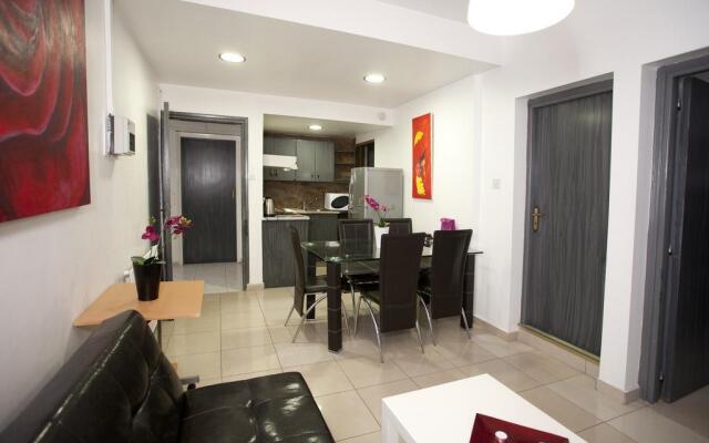 The Palms Hotel Apartments